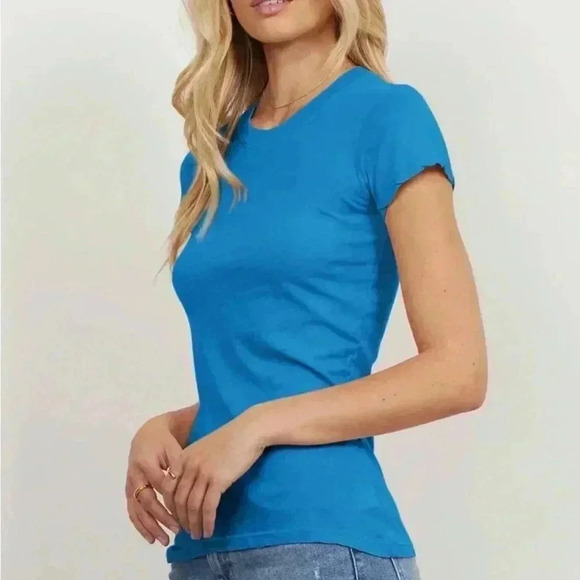 LAmade Classic Crew Neck Short Sleeve Tee Pool Blue Size Small NWOT - Picture 4 of 4